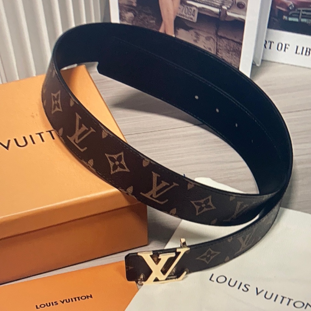 Louis Vuitton Initiales 90cm Belt